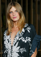 photo 9 in Angela Lindvall gallery [id141469] 2009-03-25