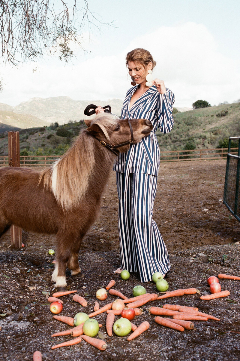 Angela Lindvall: pic #1359597