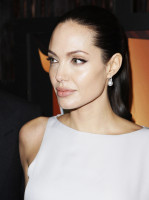 Angelina Jolie photo #