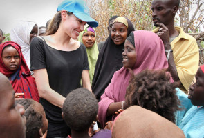 Angelina Jolie photo #