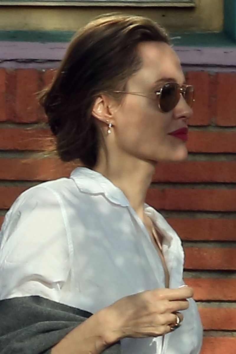 Angelina Jolie: pic #1094635