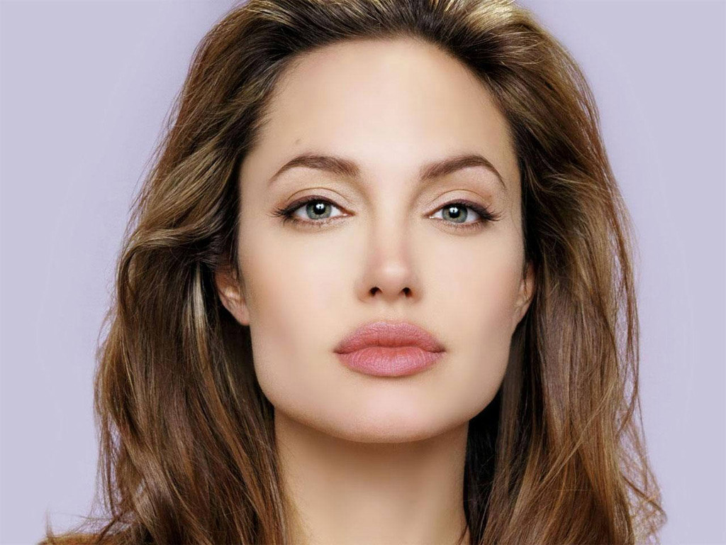 Angelina Jolie: pic #400382