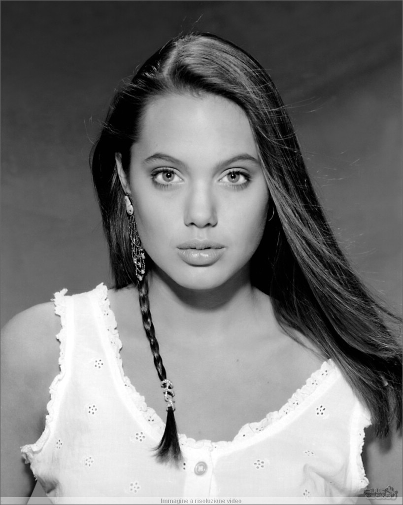 Angelina Jolie: pic #25401