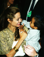 Angelina Jolie photo #