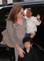 photo 12 in Angelina Jolie gallery [id84073] 0000-00-00