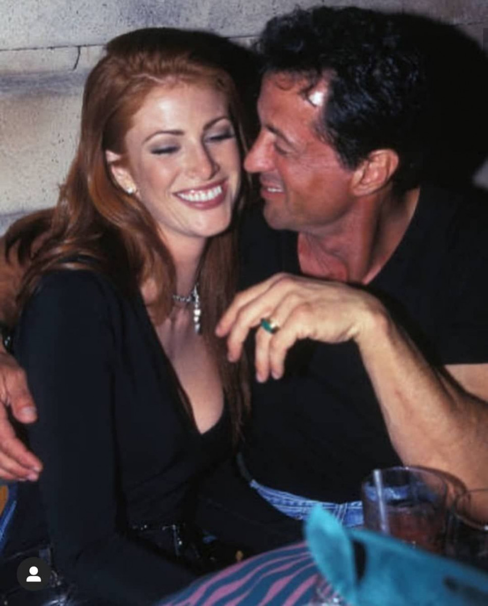 Angie Everhart: pic #1252179