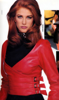 Angie Everhart photo #