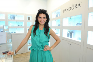 photo 3 in Angie Harmon gallery [id387799] 2011-06-24