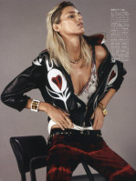 Anja Rubik photo #