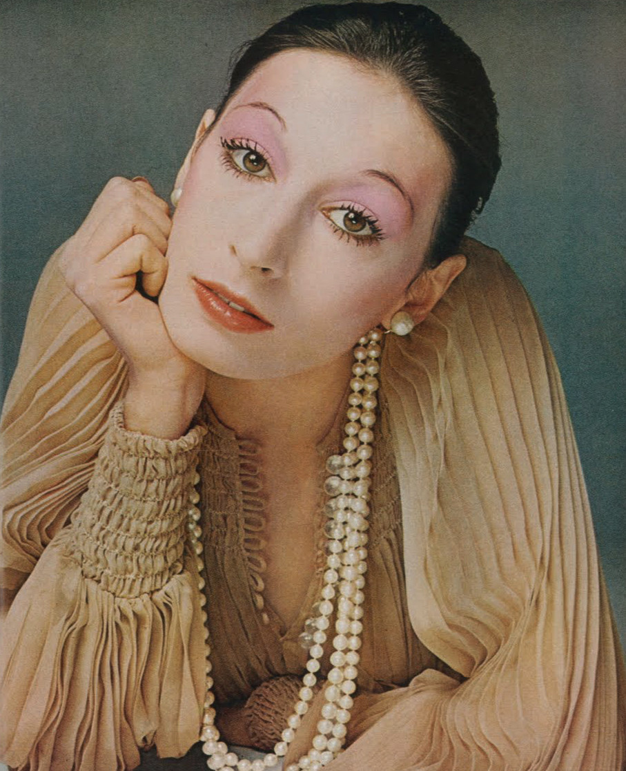 Anjelica Huston: pic #354554