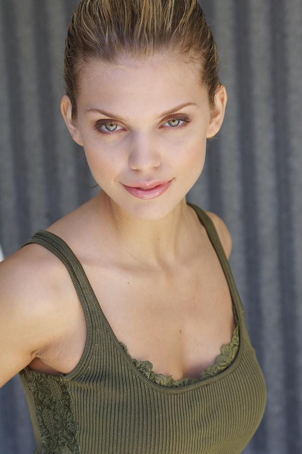 AnnaLynne McCord: pic #200302