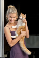 AnnaLynne McCord photo #