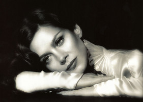 Anna Friel photo #