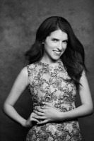 Anna Kendrick photo #