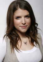 Anna Kendrick photo #