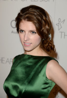 Anna Kendrick photo #