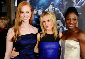 photo 20 in Anna Paquin gallery [id415461] 2011-11-07