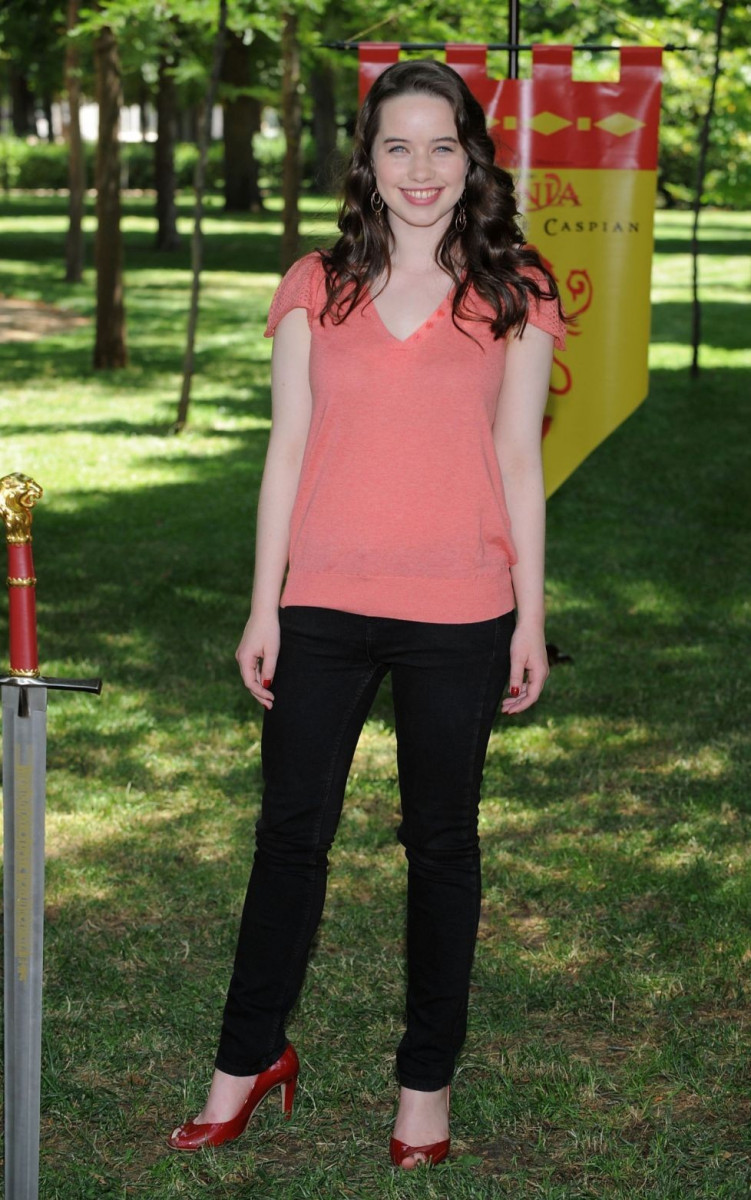 Anna Popplewell: pic #593856