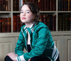Anna Popplewell photo #