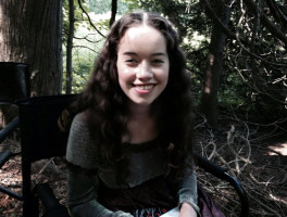 Anna Popplewell photo #