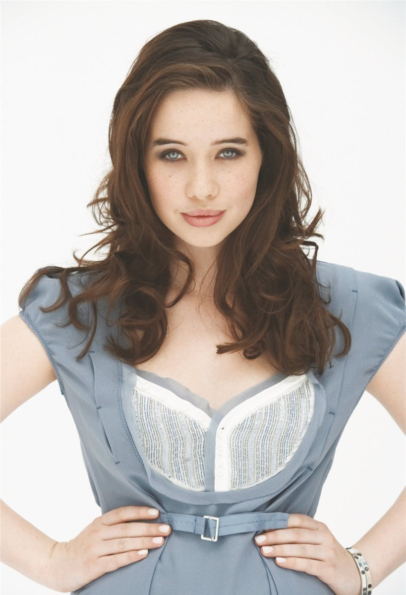 Anna Popplewell: pic #217017