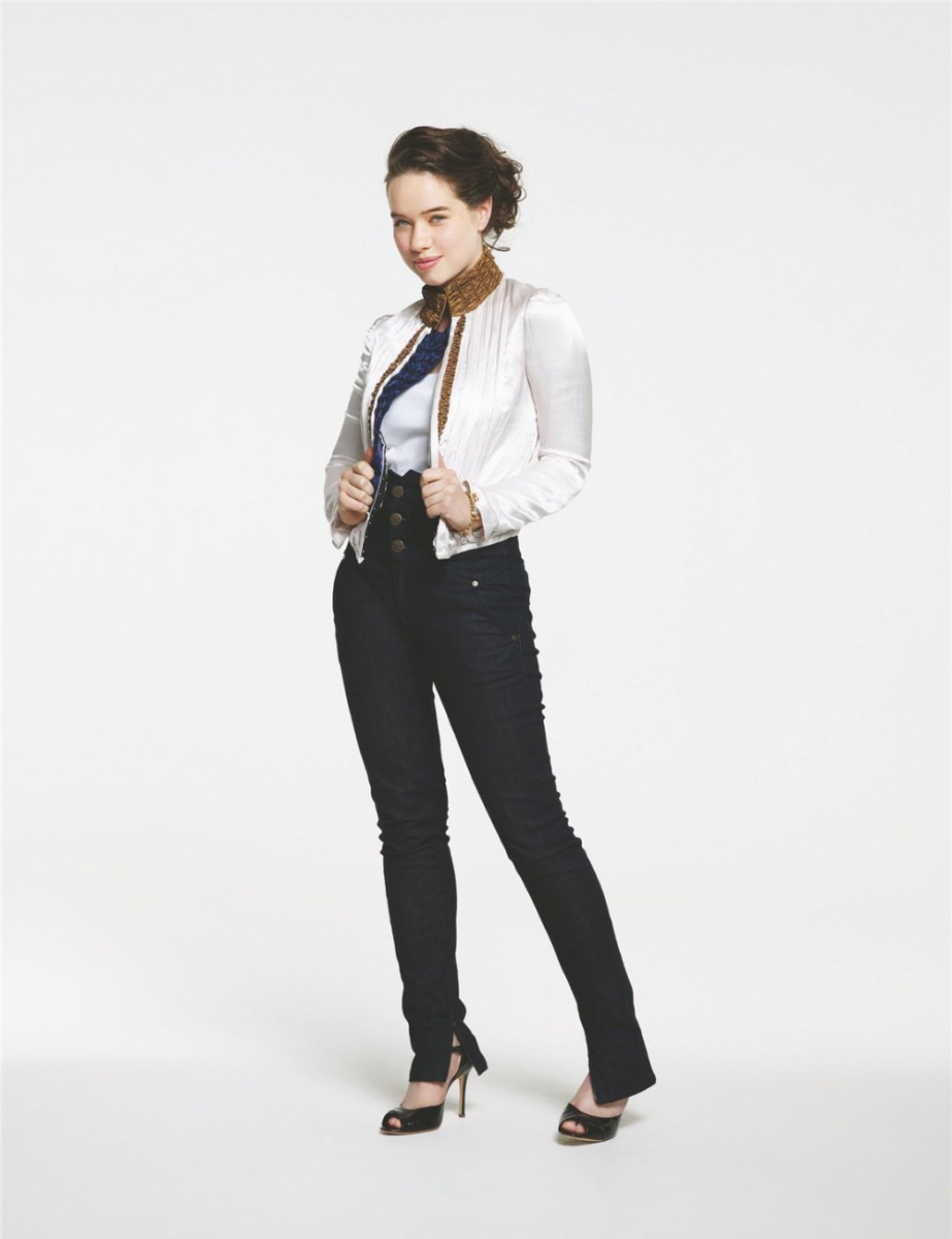 Anna Popplewell: pic #217012