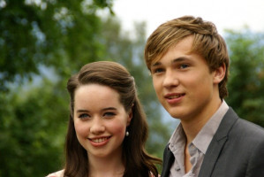 Anna Popplewell photo #