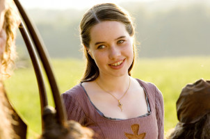 Anna Popplewell photo #