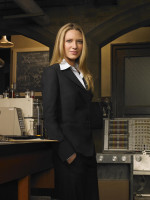 Anna Torv photo #