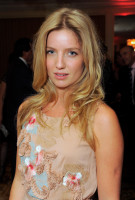 Annabelle Wallis photo #