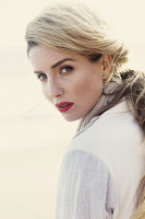 Annabelle Wallis photo #