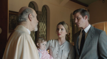 Annabelle Wallis photo #