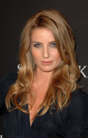 Annabelle Wallis photo #