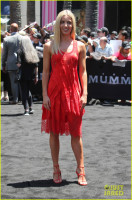 Annabelle Wallis photo #