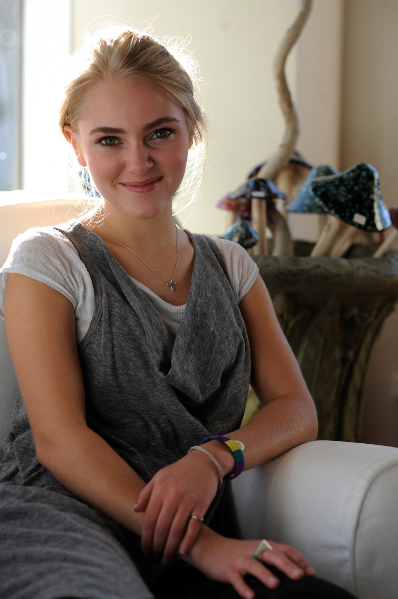 AnnaSophia Robb: pic #236314