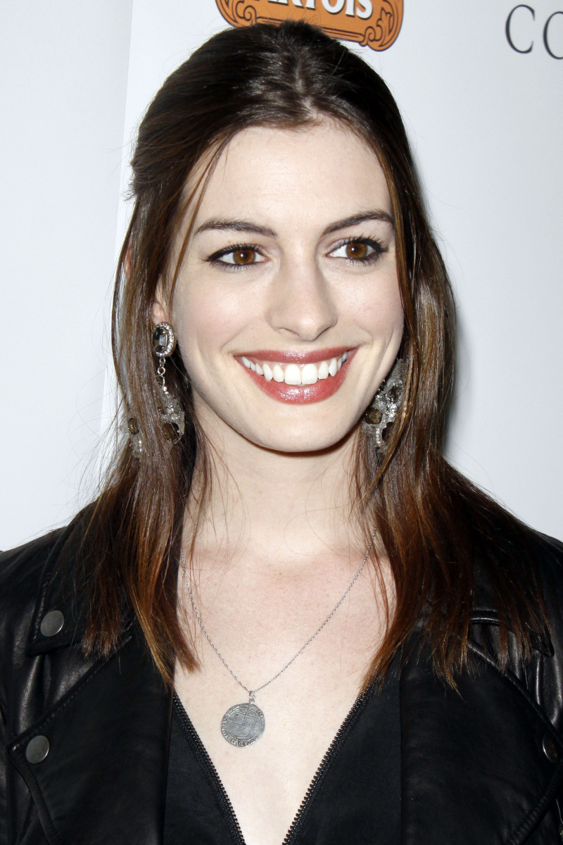Anne Hathaway: pic #252212