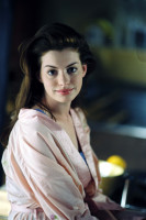 Anne Hathaway photo #