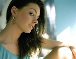 Anne Hathaway photo #