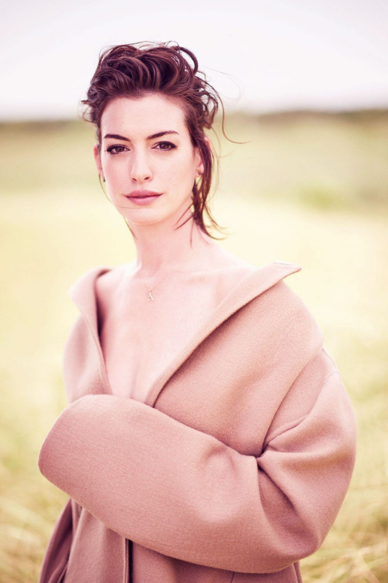 Anne Hathaway: pic #1211801