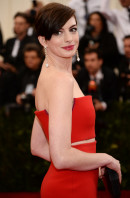 Anne Hathaway pic #697121