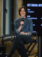 Anne Hathaway pic #755988
