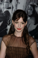 Anne Hathaway photo #