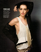 Anne Hathaway photo #