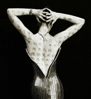 Anne Hathaway photo #