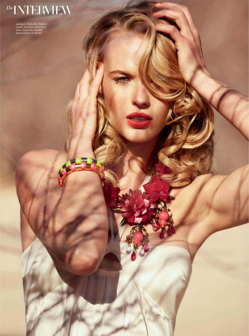 Anne Vyalitsyna: pic #609730