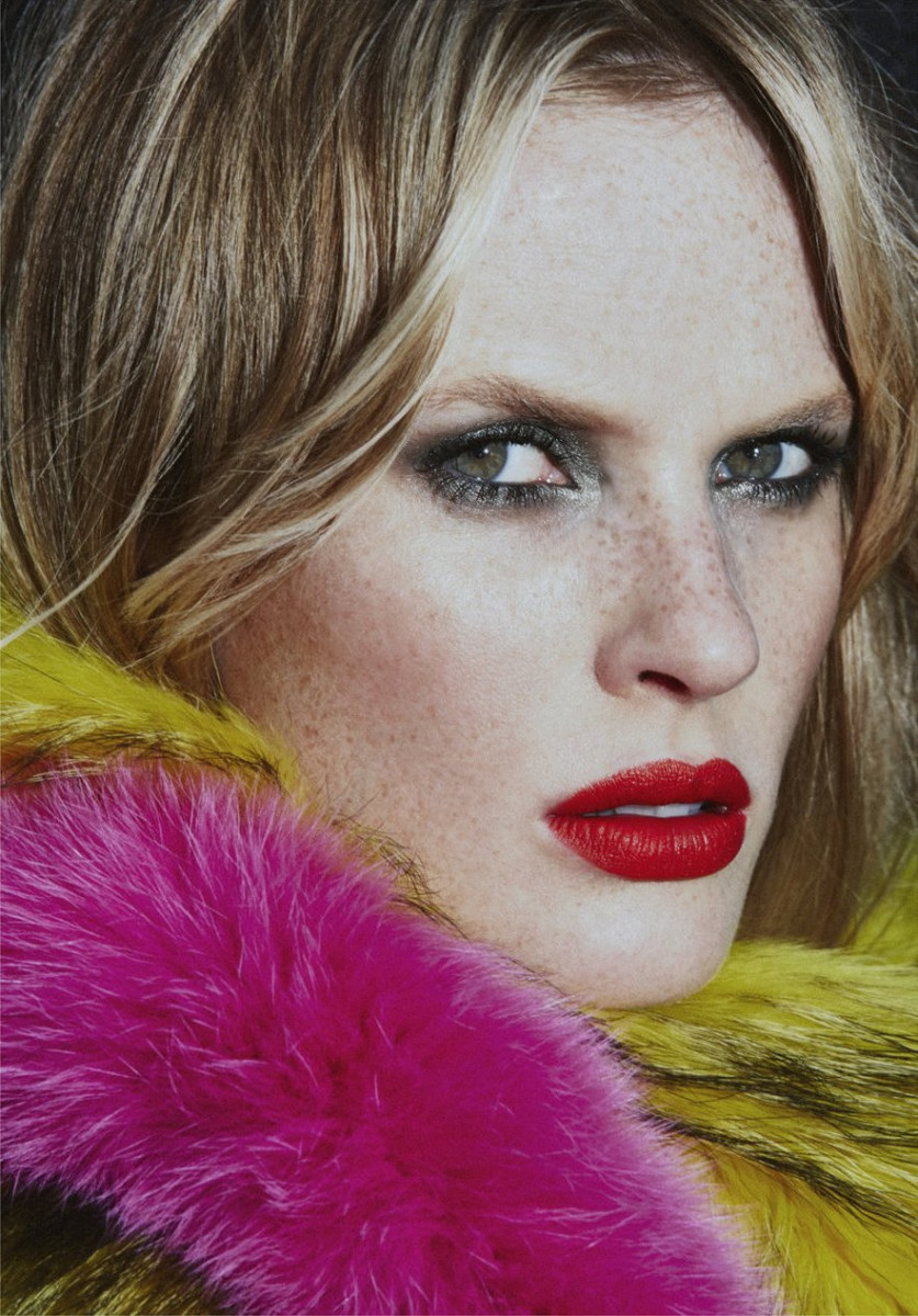 Anne Vyalitsyna: pic #888558