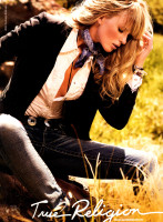 Anne Vyalitsyna photo #