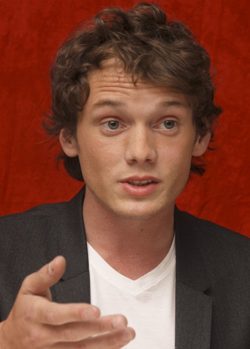 Anton Yelchin: pic #424040