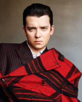 Asa Butterfield photo #