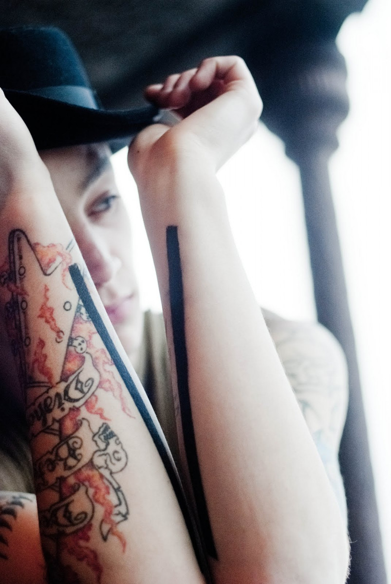 Ash Stymest: pic #444843